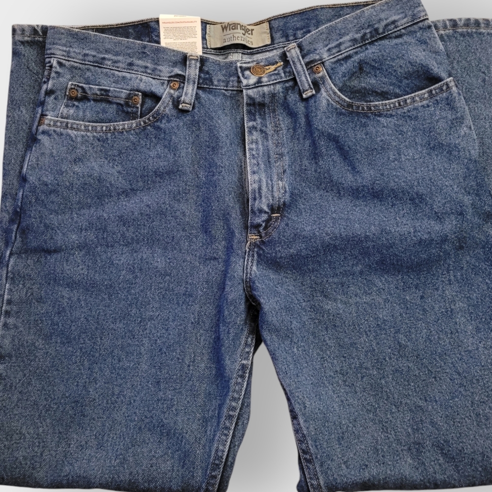 WRANGLER Authentics - Classic 5-Pocket, Regular-Fit Jeans - Picture 4 of 5